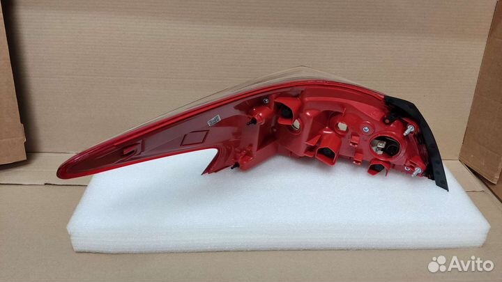 Фонарь задний Nissan Teana L33 правый