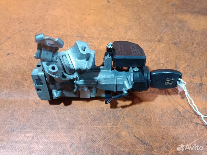 Замок зажигания Honda Insight ZE2