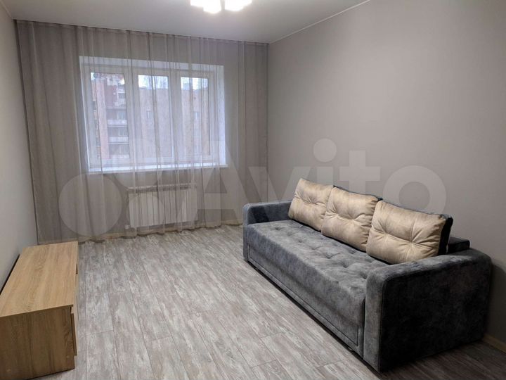 1-к. квартира, 45 м², 8/17 эт.
