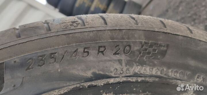 Michelin Pilot Sport 4 SUV 235/45 R20 100V