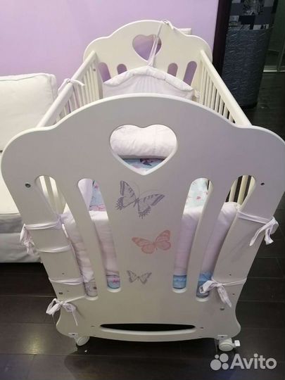 Детская овальная кроватка