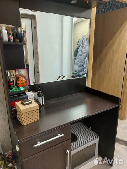 Туалетный столик с зеркалом IKEA бу