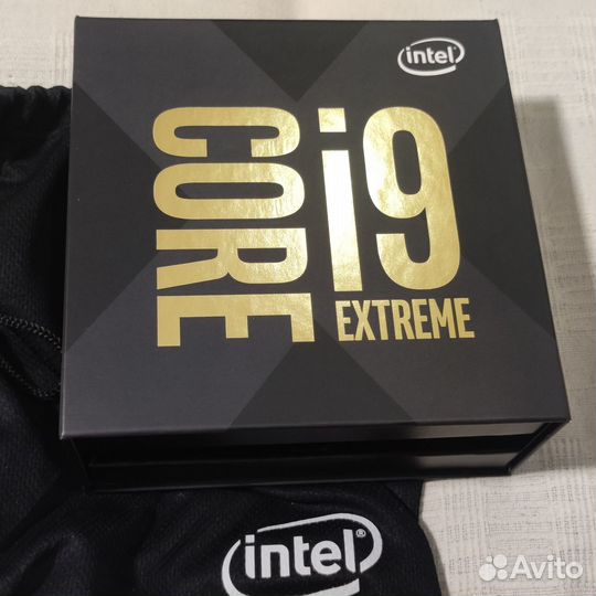 Процессор Intel Core i9 10980XE BOX