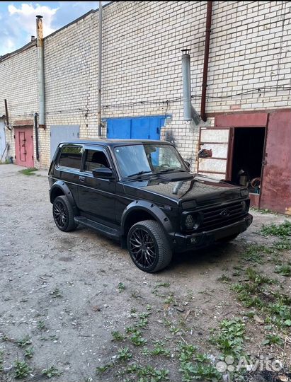 LADA 4x4 (Нива) 1.7 МТ, 2009, 150 000 км