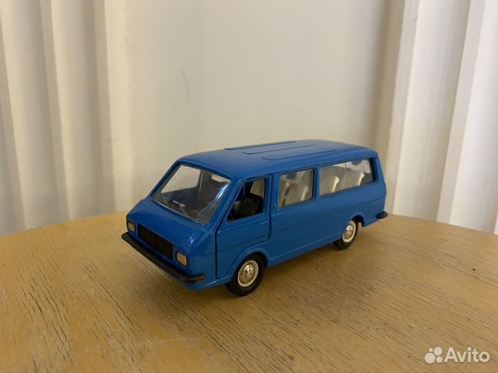 Модель 1:43 Раф RAF СССР