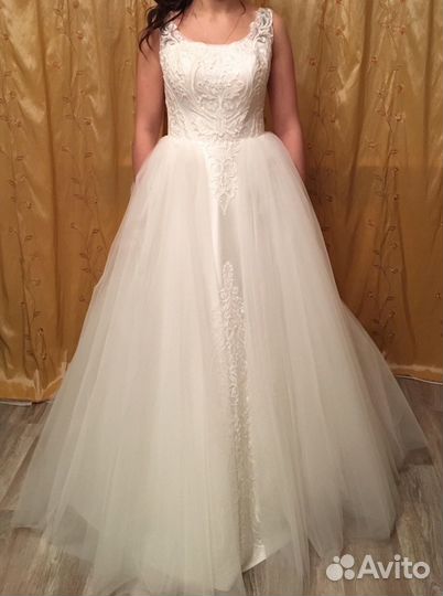 Свадебное платье