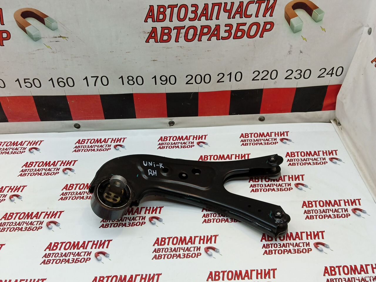 Рычаг задний правый Changan Uni-K