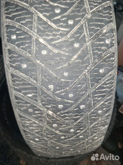 Yokohama Ice Guard IG65 215/60 R17