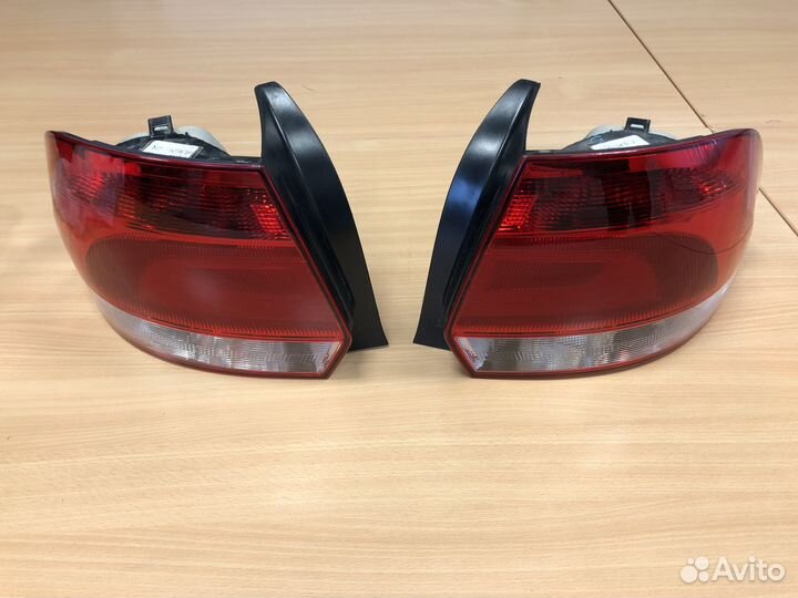 Задние фонари на VW polo 6RU945095G, 6RU945096E