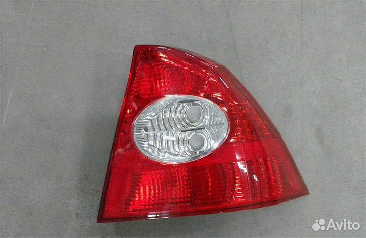 Фонарь задний Ford Focus (Форд Фокус)