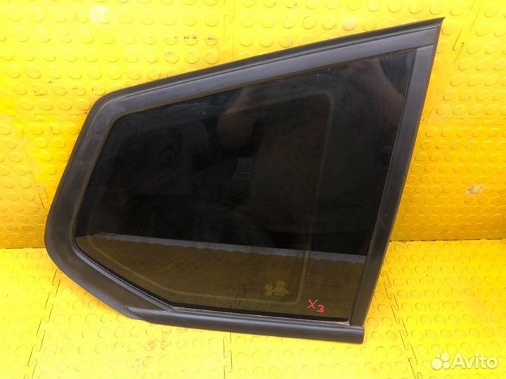 Стекло кузовное глухое заднее правое Bmw X3 F25