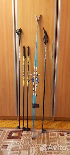 Лыжи,ботинки,лыжные палки