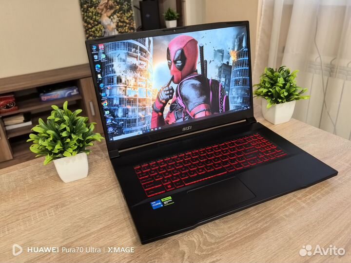 Ноутбук Msi 17.3 дюйма RTX