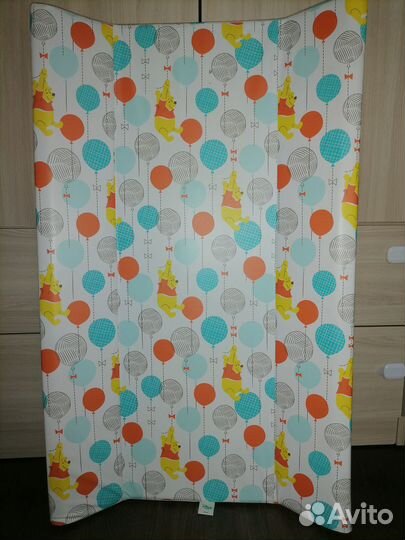 Пеленальная доска на кроватку