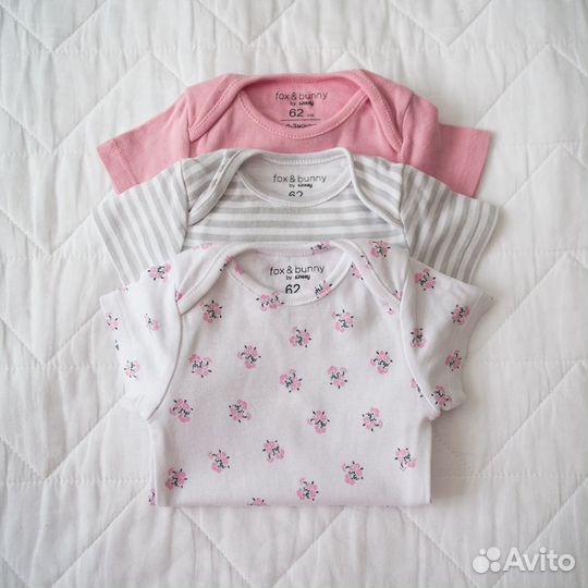 Пакет одежды на девочку 0-3 мес 56-62