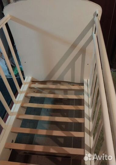 Детская кроватка трансформер с маятником