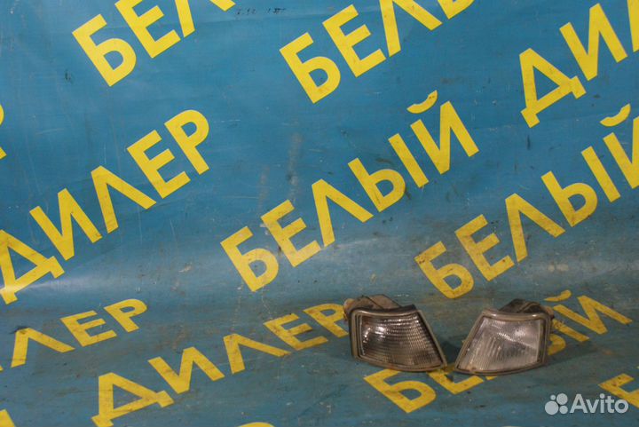 Передний поворотник Seat Toledo