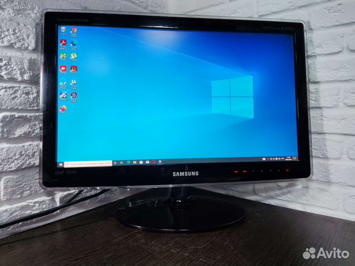 Монитор-телевизор Samsung 22' Full HD hdmi
