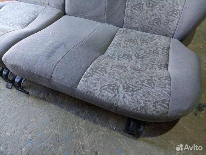 Сиденья задние Лада Калина 1118 2006