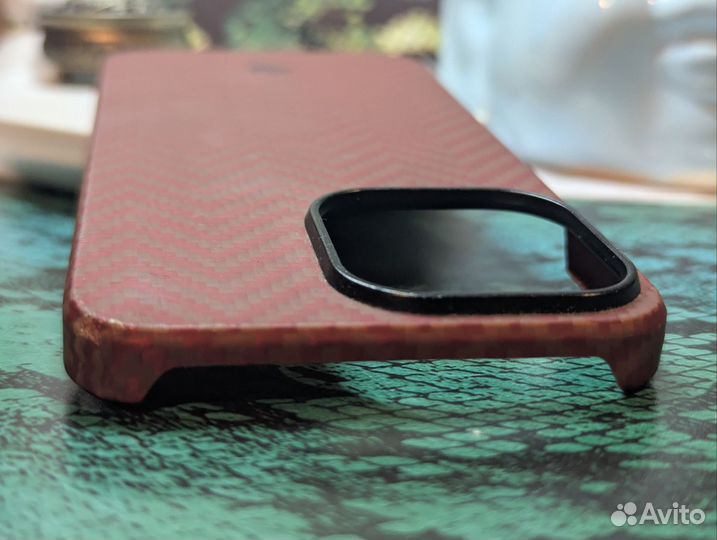 iPhone 13 pro case pitaka carbon рыжий бордо