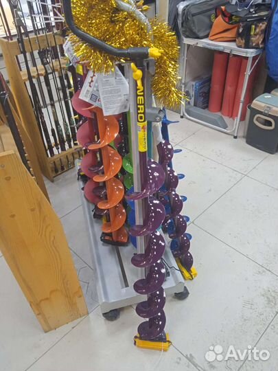 Ледобур неро 130 телескопическая ручка правое вращ