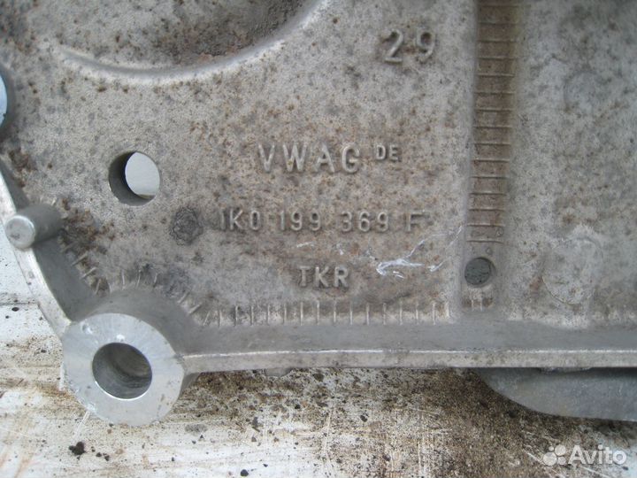 Балка двигателя передняя Volkswagen Golf V 2005 го