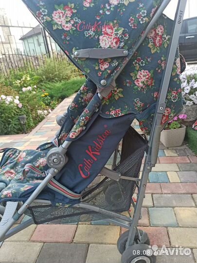 Прогулочная коляска трость maclaren