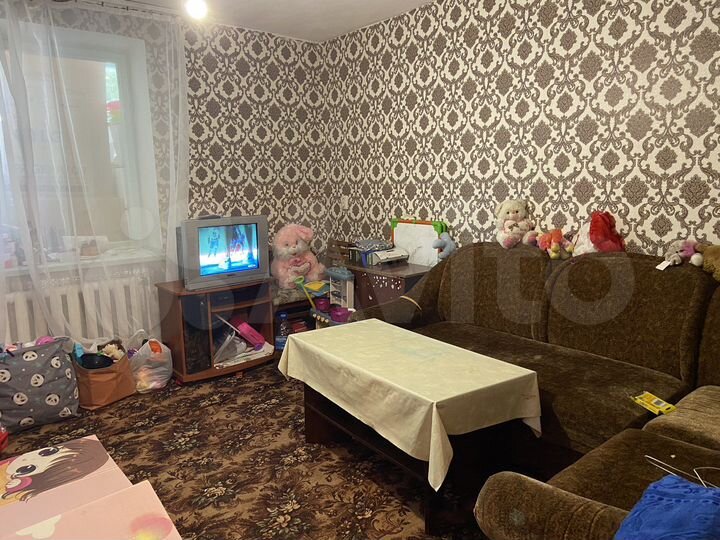 2-к. квартира, 50 м², 1/2 эт.