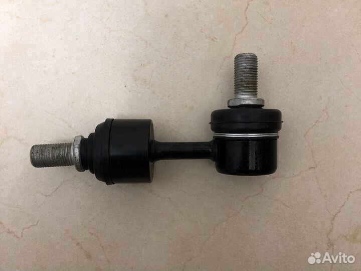 Стойка стабилизатора задняя правая