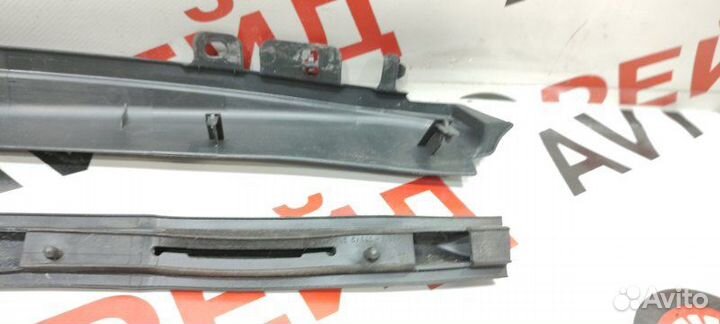 Накладка на крыло передняя правая Toyota Camry