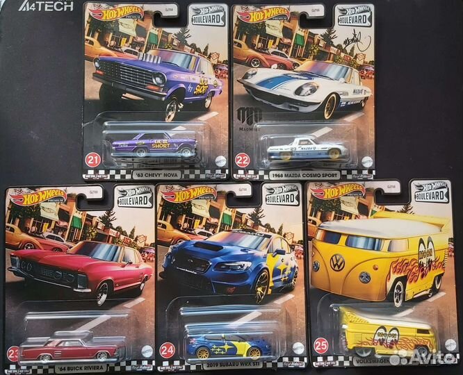 Hot Wheels Premium Boulevard 21-25