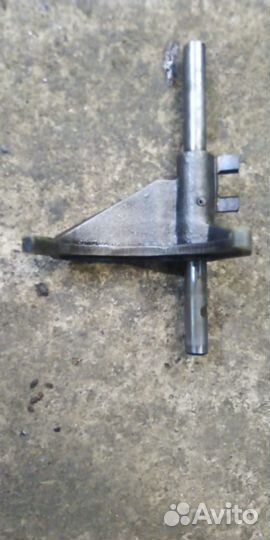 Вилка переключения передач Opel Daewoo 90344077