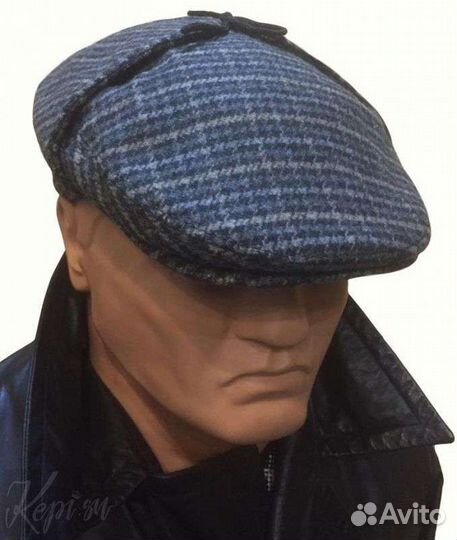 Кепка шерстяная с ушами и отворотом