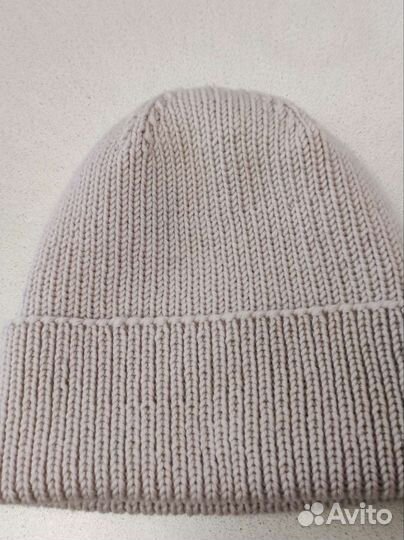 Шапка женская вязаная