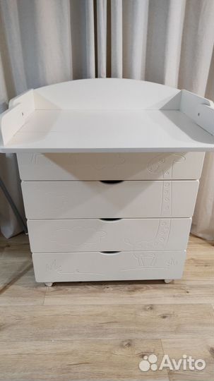Комод с пеленальным столиком