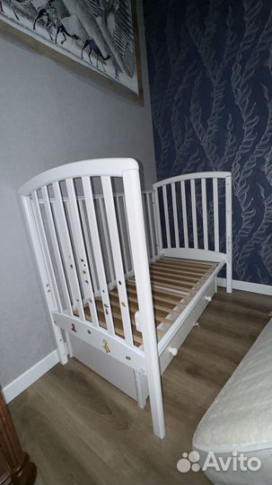Детская кроватка