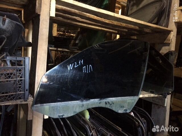 Стекло переднее правое и левое Mercedes w211