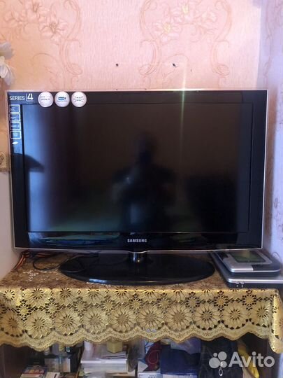 Телевизор samsung LE32DG1w