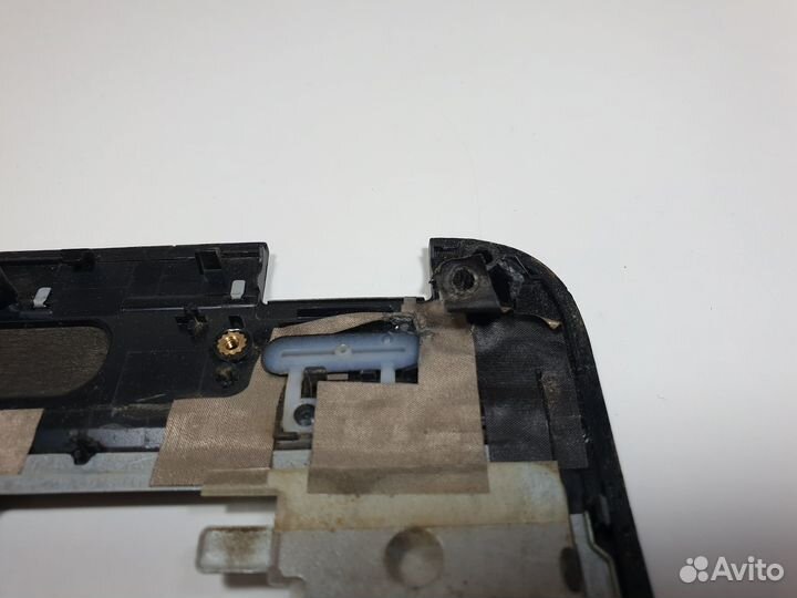 Топкейс HP G6-2000, дефект