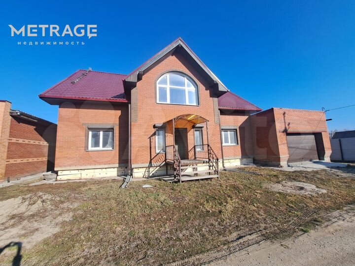 Дом 351 м² на участке 8 сот.