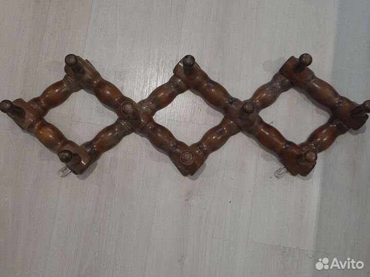 Старинная вешалка