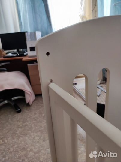 Детская кроватка