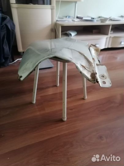 Крыло переднее приора