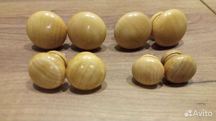 Дверные ручки из дерева