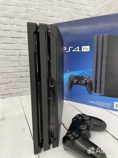 Приставка PS4 PRO 1Тб 3 ревизия (как новая)