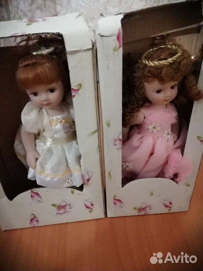 Продам фарфоровые куклы
