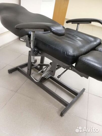 Педикюрное кресло на гидравлике