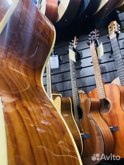 Гитара Акустическая + Капо (Красное Дерево)