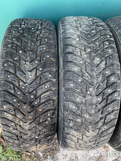 Nokian Tyres Hakkapeliitta 8 185/65 R15 92T