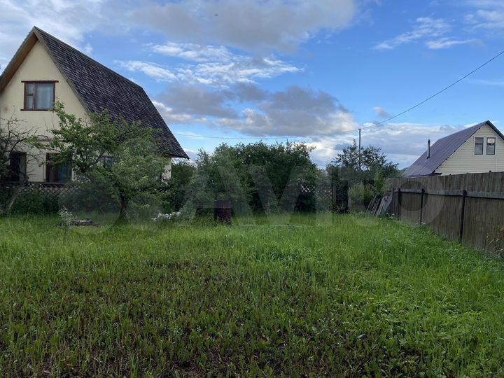 Дача 20 м² на участке 4 сот.